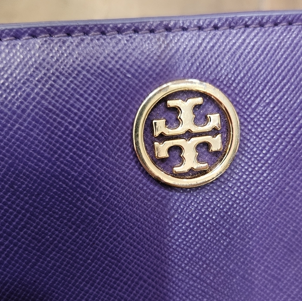 Tory Burch Long Dual Snap Purple Wallet + Chain & Branded Dustbag - Picture 2 of 16